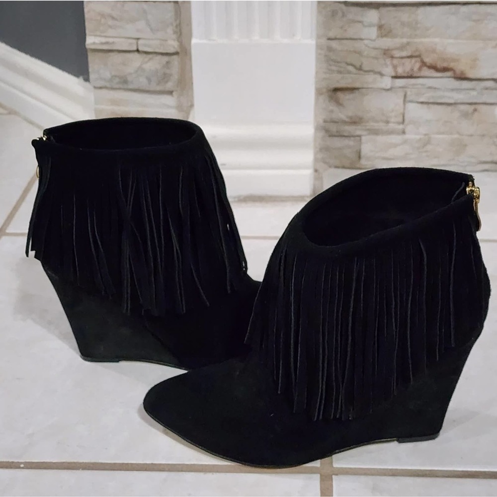 Chinese Laundry Arctic Fringed Ankle Boots Wedges black Suede women's size 10